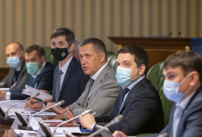 Юрий Трутнев: модернизация социальной инфраструктуры должна находиться под личным контролем глав регионов