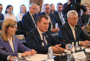 Михаил Дегтярев представил командам ВЭБ.РФ и АСИ основные проекты мастер-плана развития Хабаровска