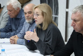 Дмитрий Демешин проинспектировал работу промышленных предприятий в Охотском округе