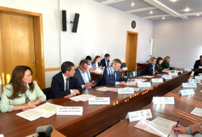 Перспективные направления сотрудничества предложили в правительстве Хабаровского края на встрече с московской делегацией 